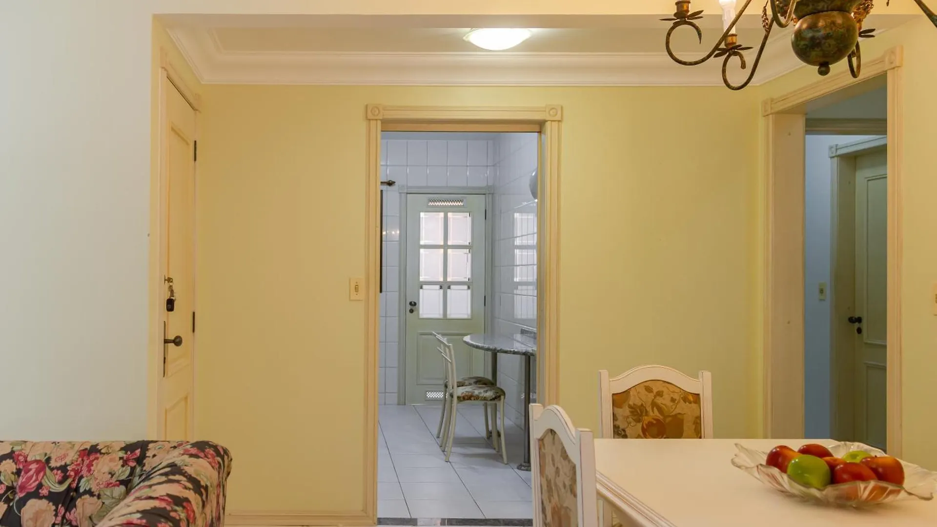 Apartamento Elegancia Classica A 1 Quadra Da Praia Em Bc N704 Balneário Camboriú